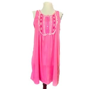 Vintage 60s/70s Pink Babydoll Nylon Nightie Small